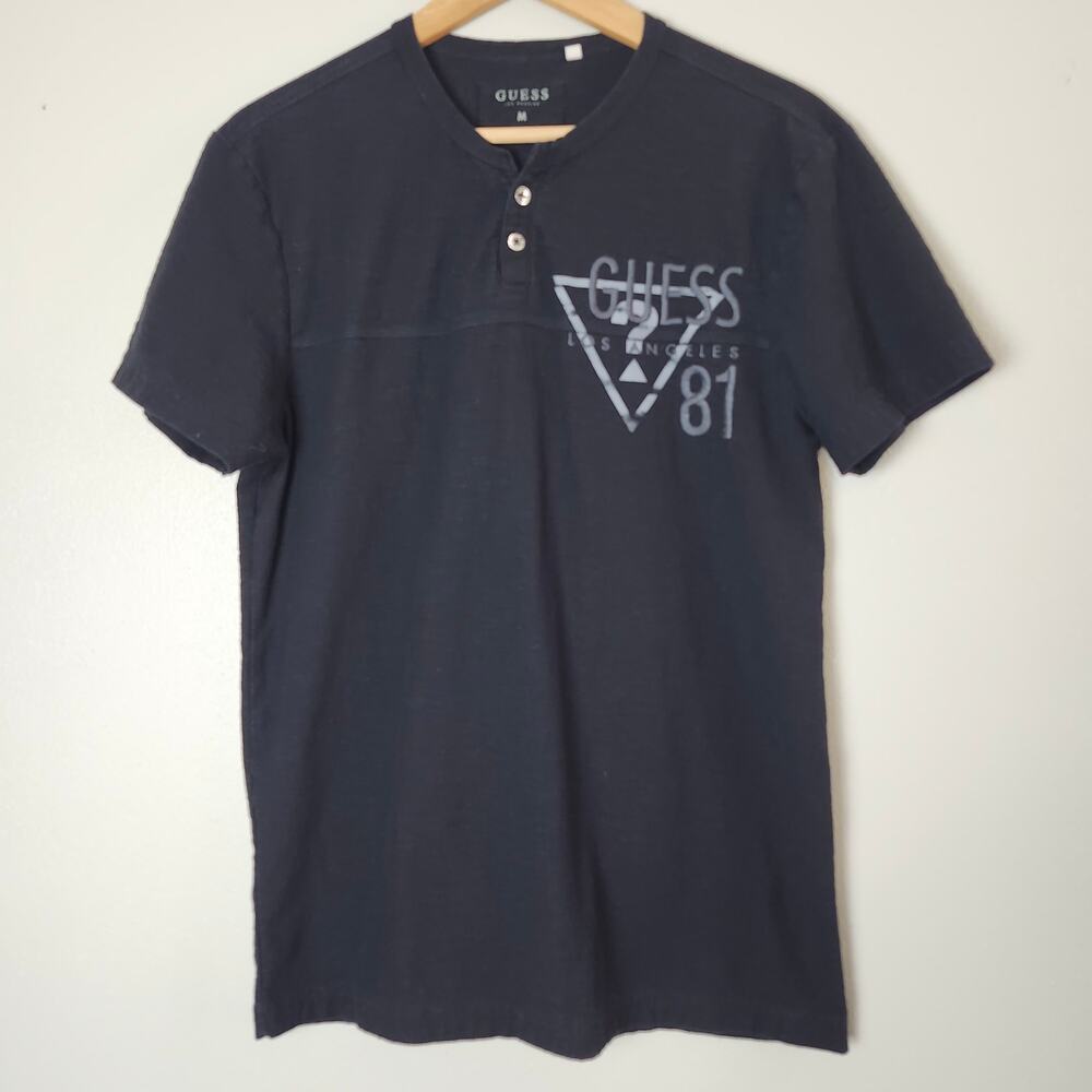 GUESS Los Angeles Men's Henley T-Shirt Embroidered Black Medium Casual Graphic